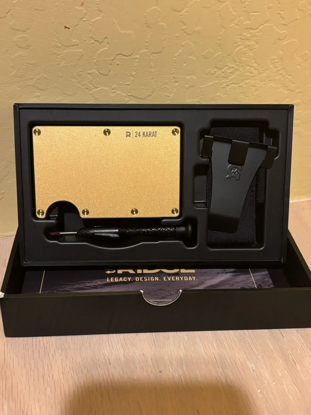 Ridge Wallet 2.0 (24 Karat Gold Special Edition)
